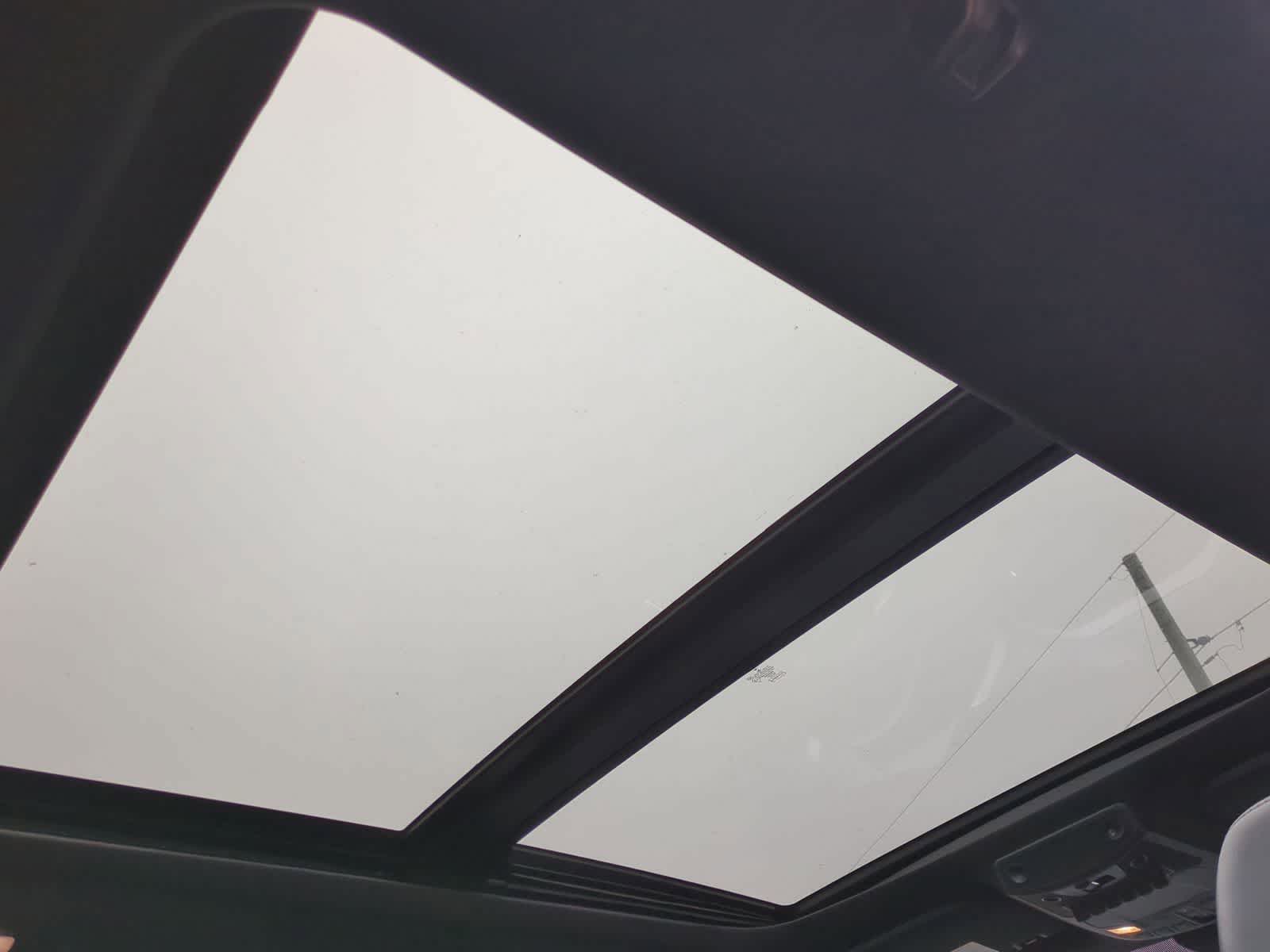 Thumbnail: 2022 Ford Econoline - 22