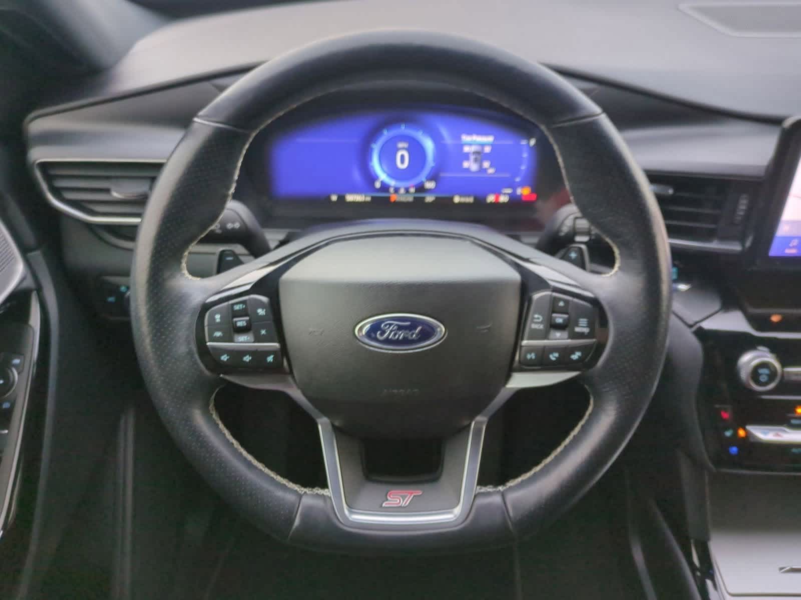 Thumbnail: 2022 Ford Explorer - 24