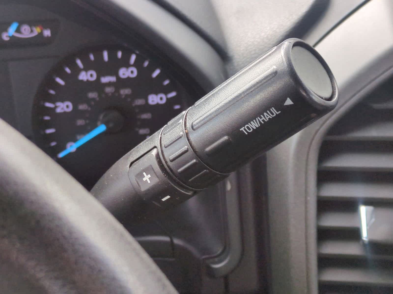 Thumbnail: 2019 Ford Econoline - 31