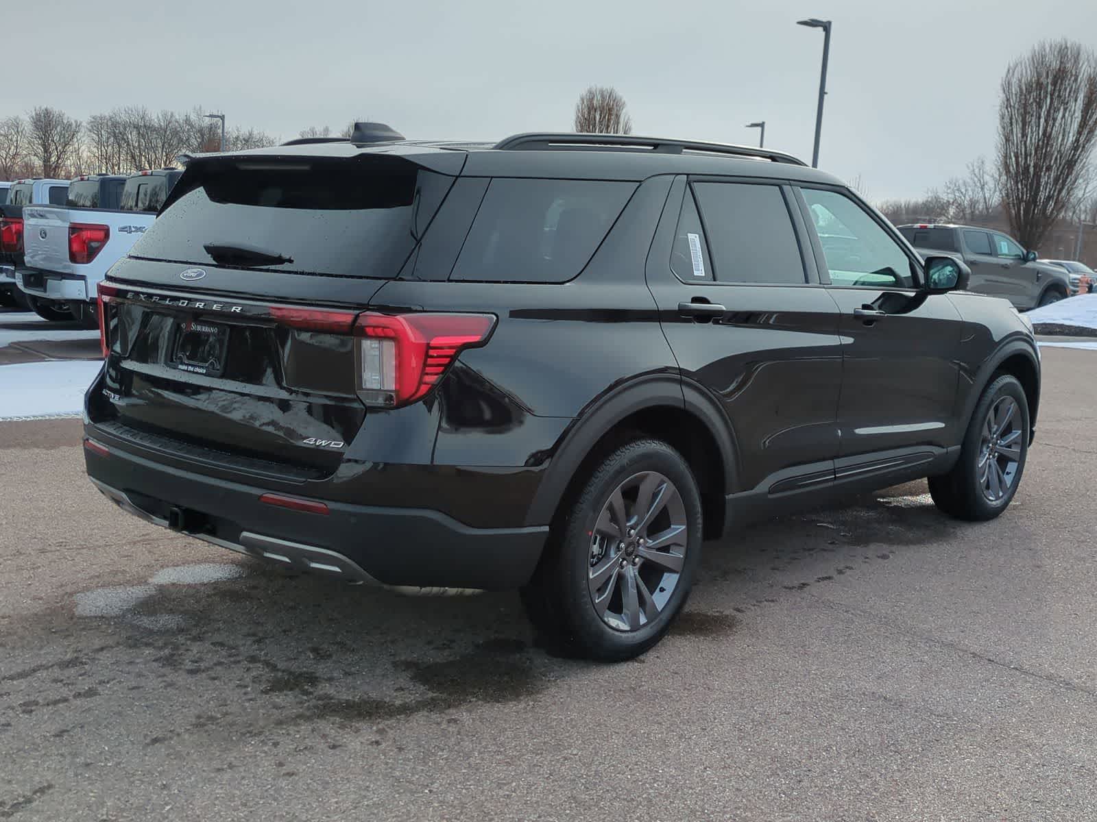 Thumbnail: 2026 Ford Explorer - 8