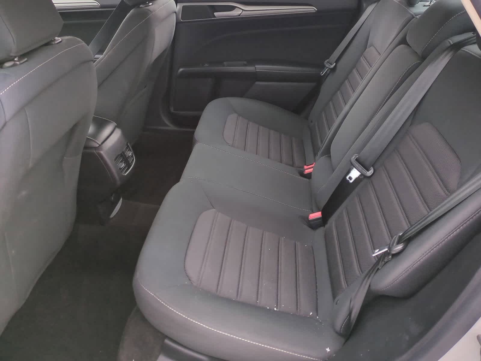 Thumbnail: 2020 Ford Fusion - 19