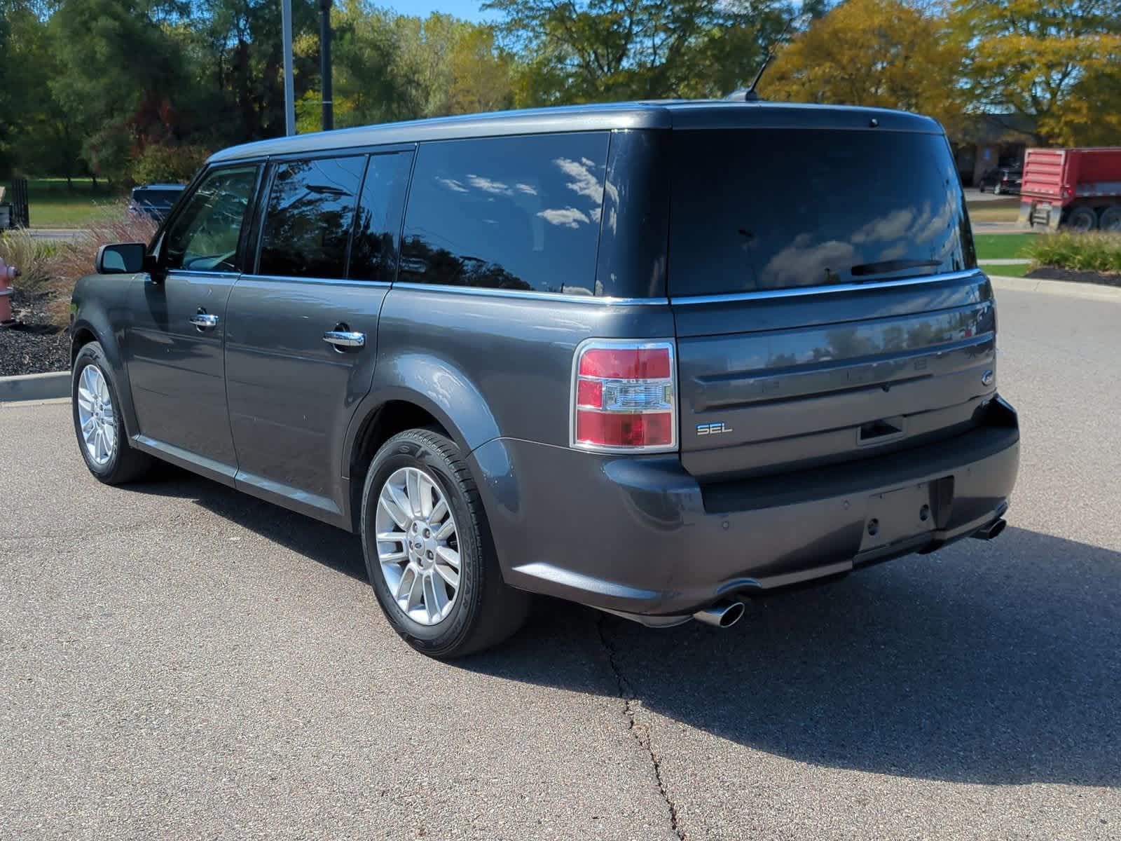 Thumbnail: 2019 Ford Flex - 6