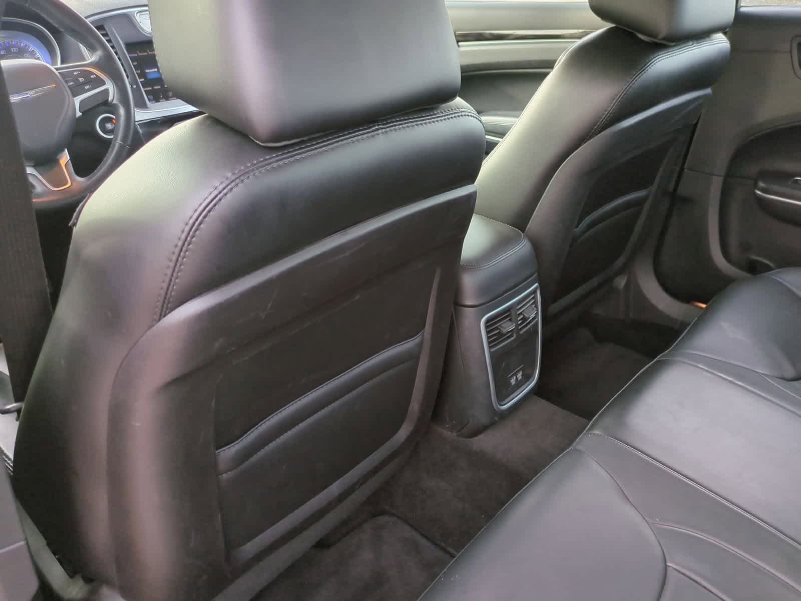 Thumbnail: 2015 Chrysler 300 - 18