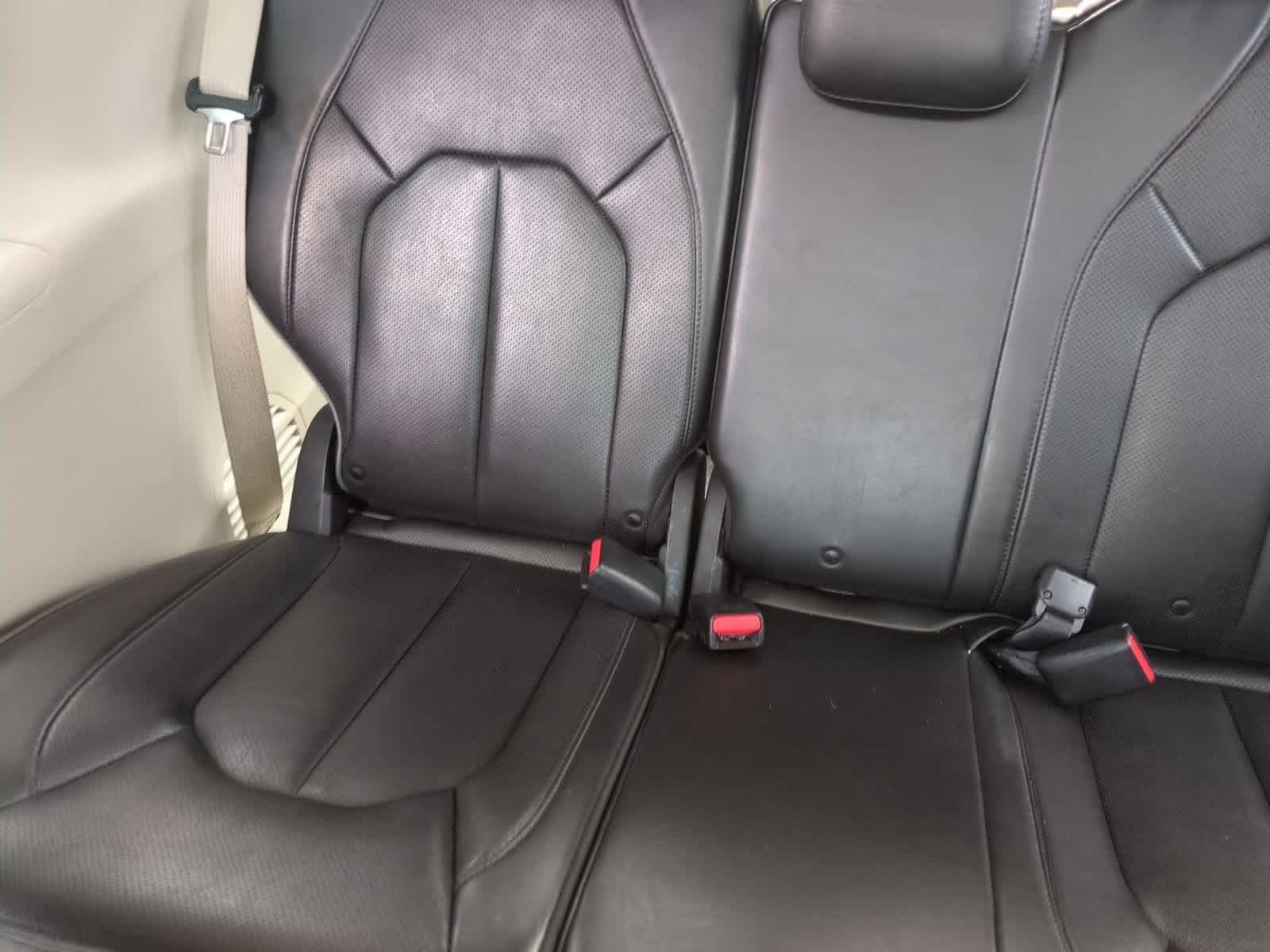 Thumbnail: 2020 Chrysler Pacifica - 23