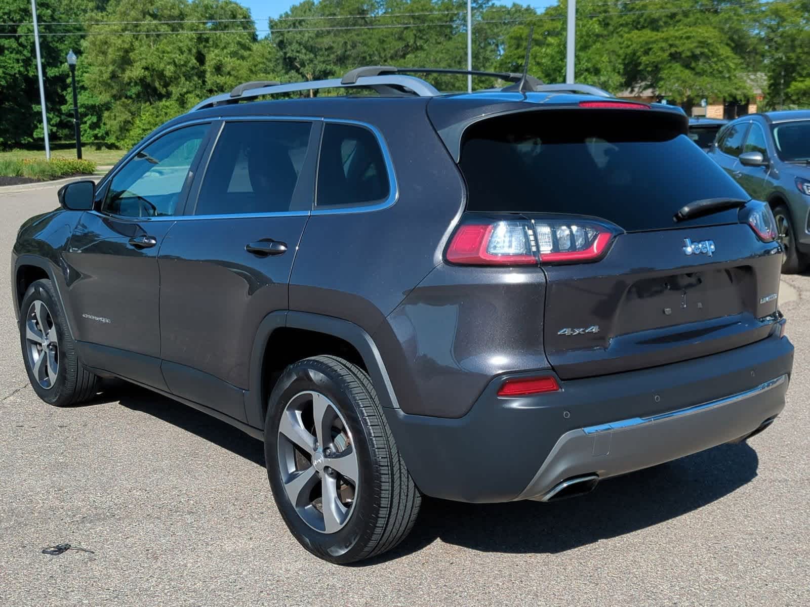 Thumbnail: 2019 Jeep Cherokee - 6
