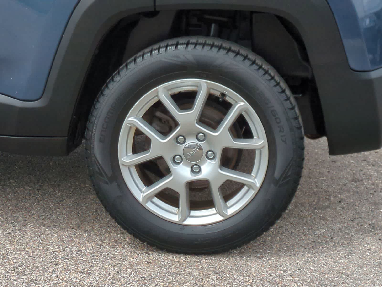 Thumbnail: 2020 Jeep Renegade - 14