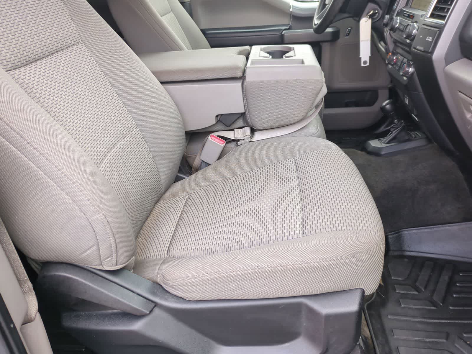 Thumbnail: 2017 Ford Econoline - 21