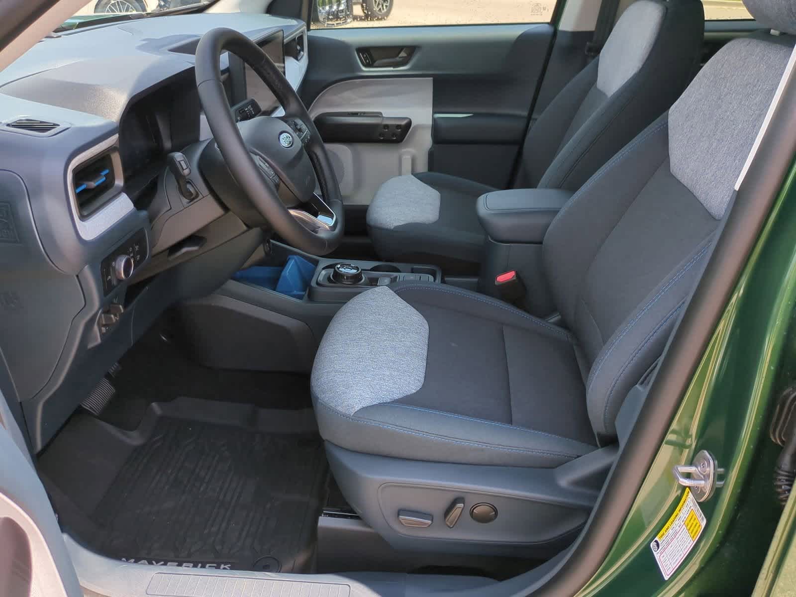 Thumbnail: 2025 Ford Maverick - 16