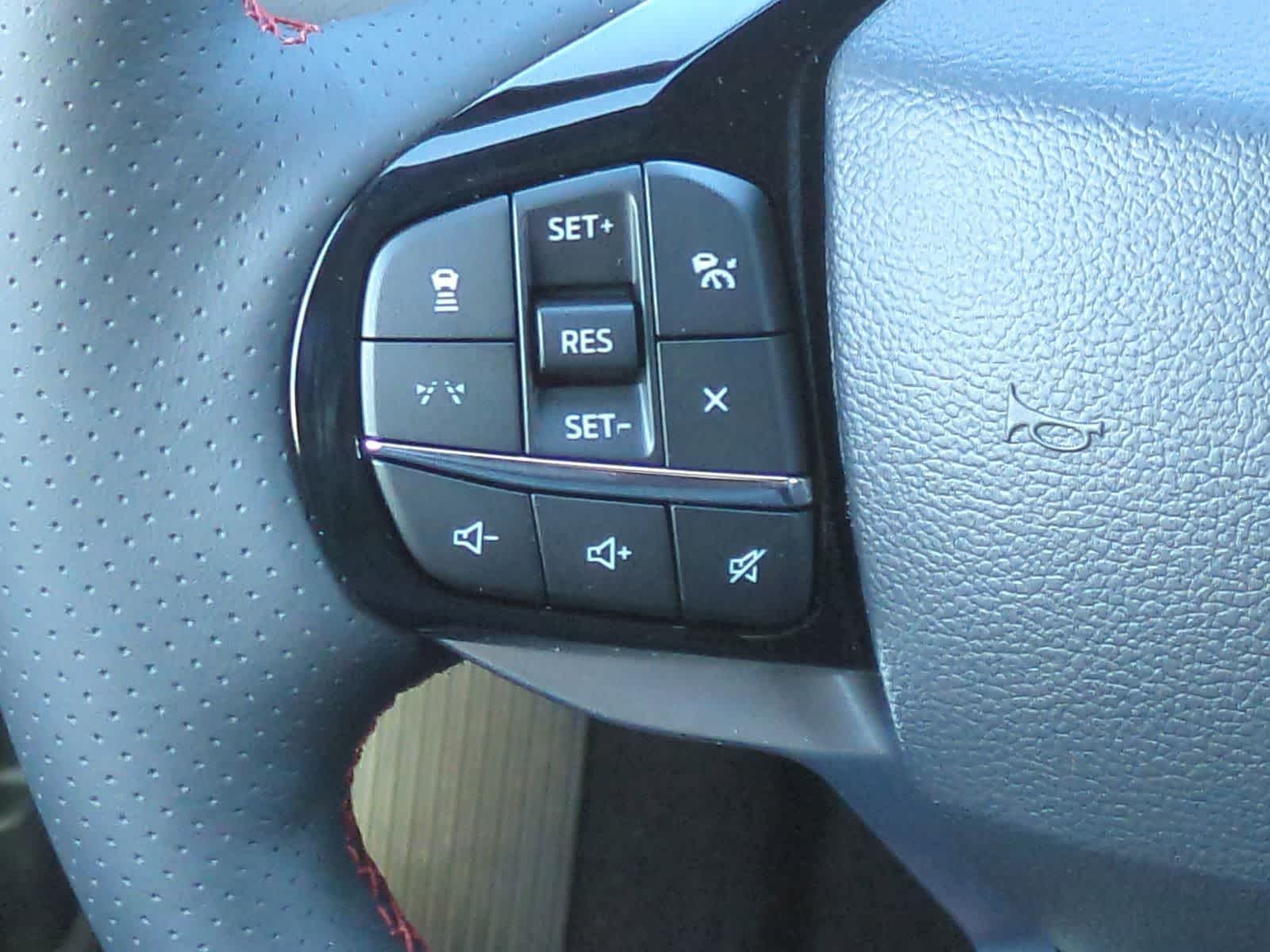 Thumbnail: 2026 Ford Explorer - 25