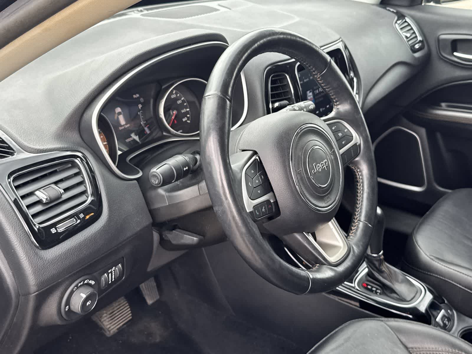 Thumbnail: 2019 Jeep Compass - 10