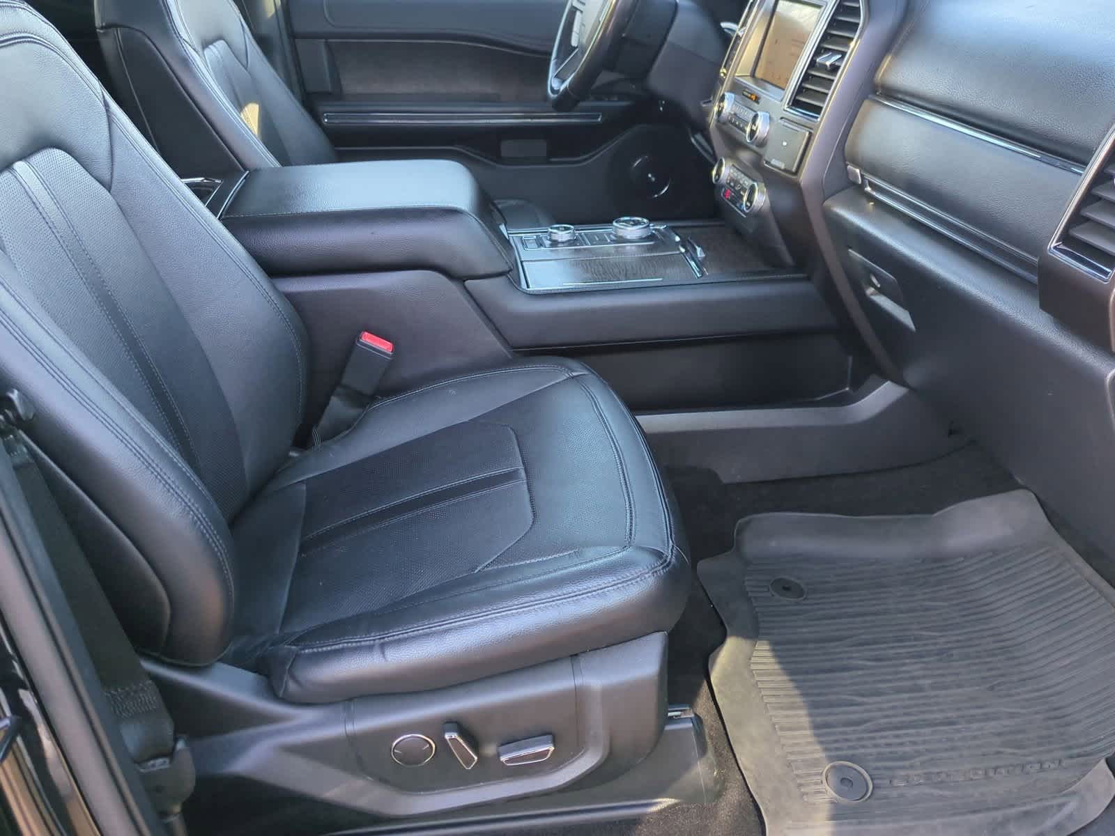 Thumbnail: 2019 Ford Expedition MAX - 25