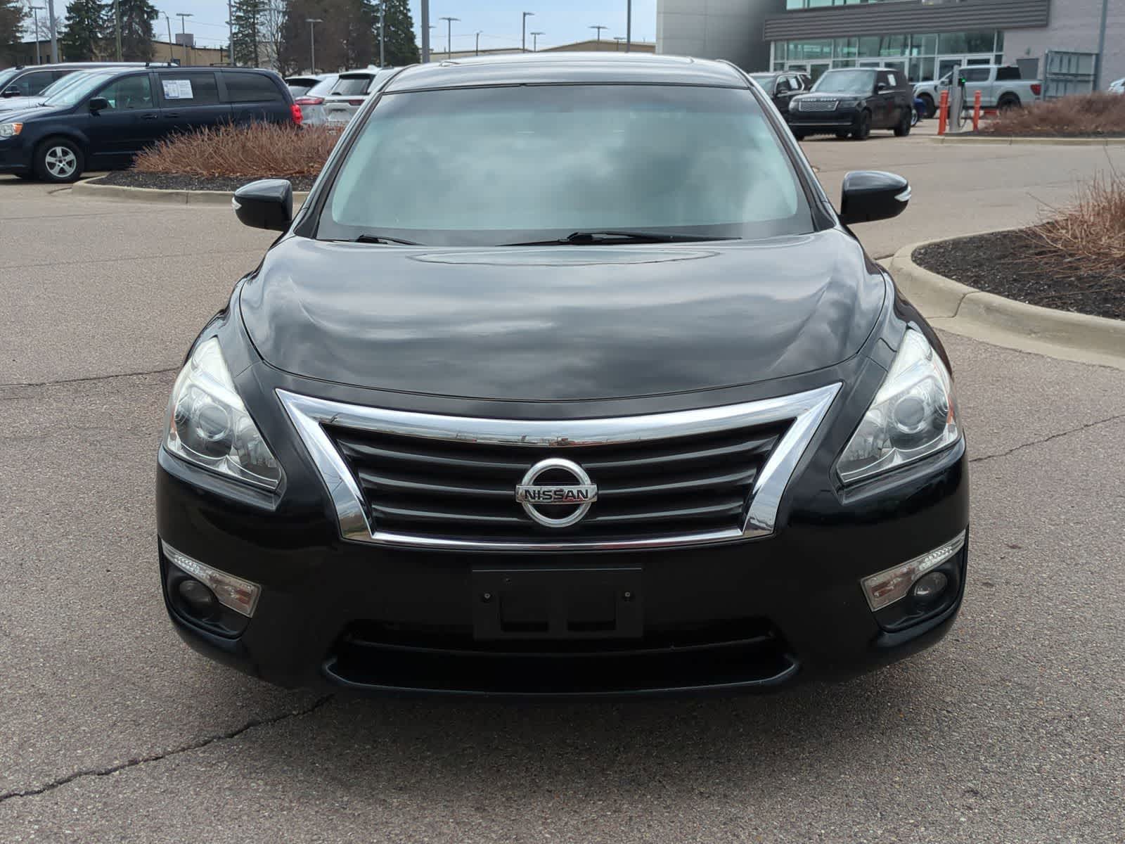 Thumbnail: 2015 Nissan Altima - 3