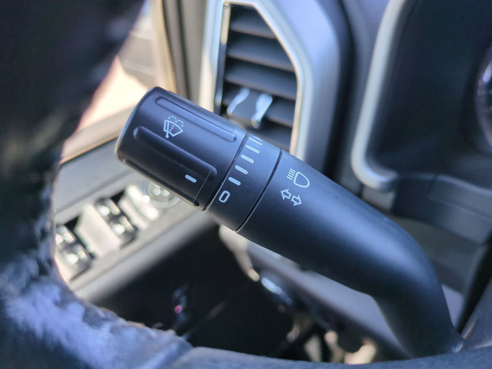 Thumbnail: 2018 Ford Econoline - 25