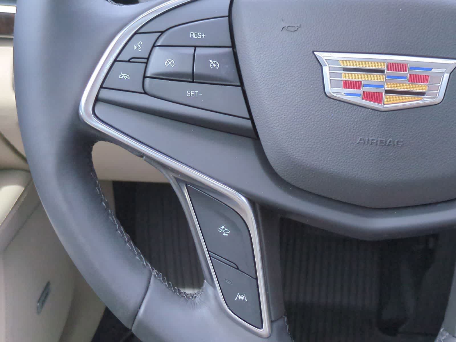 Thumbnail: 2018 Cadillac CT6 - 25