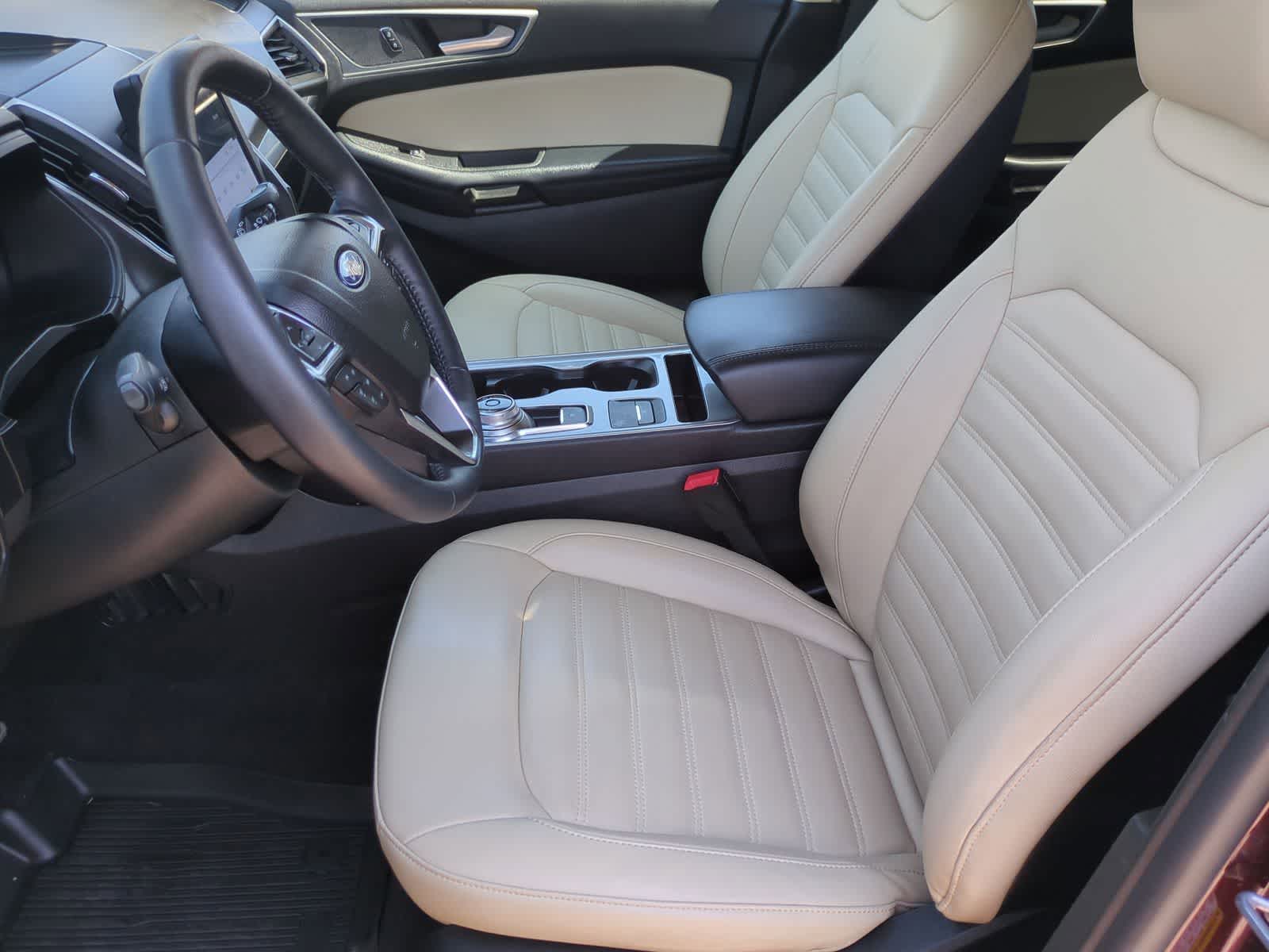 Thumbnail: 2023 Ford Edge - 16