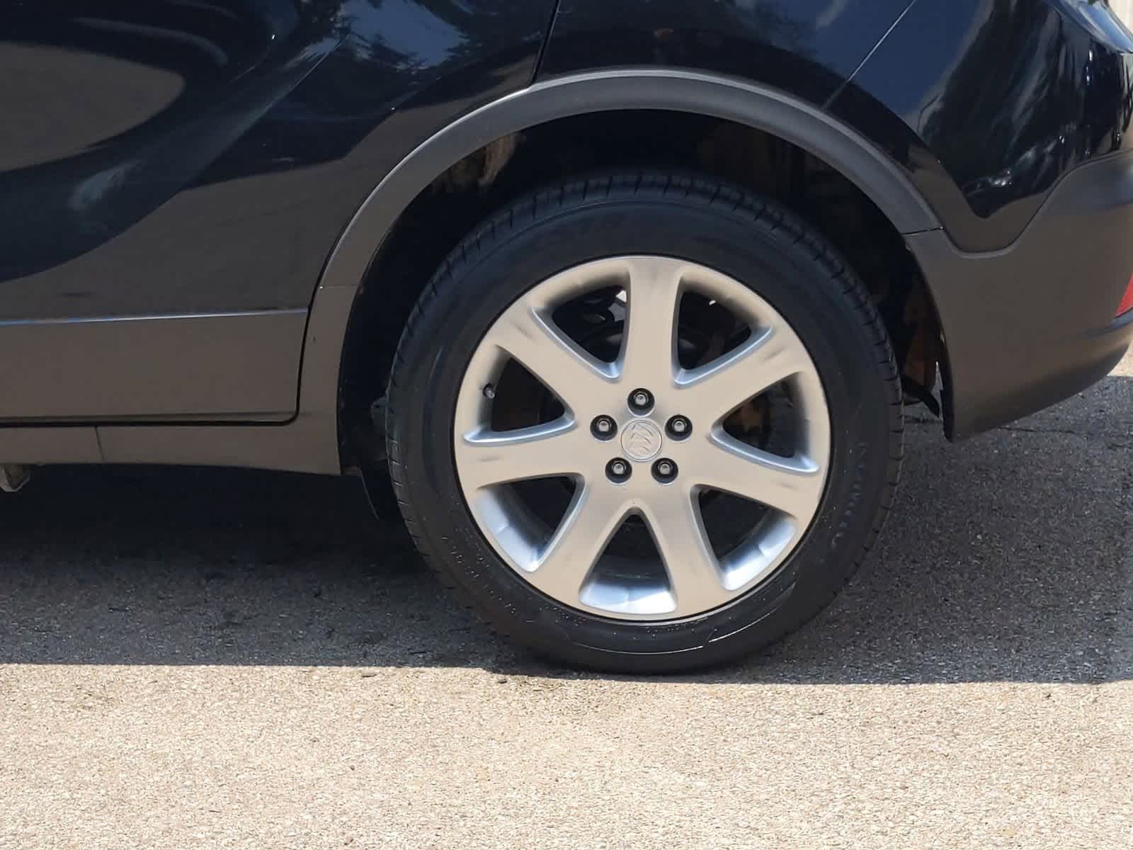 Thumbnail: 2015 Buick Encore - 14