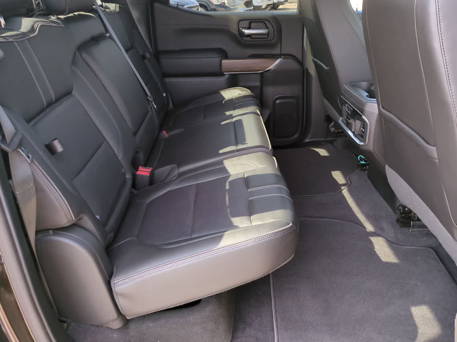 Thumbnail: 2019 Chevrolet Silverado 1500 - 21