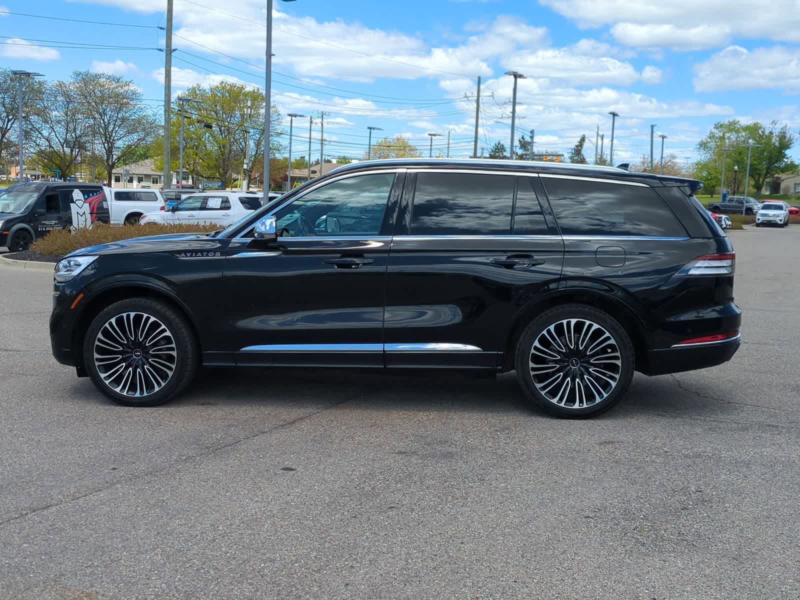 Thumbnail: 2021 Lincoln Aviator - 5