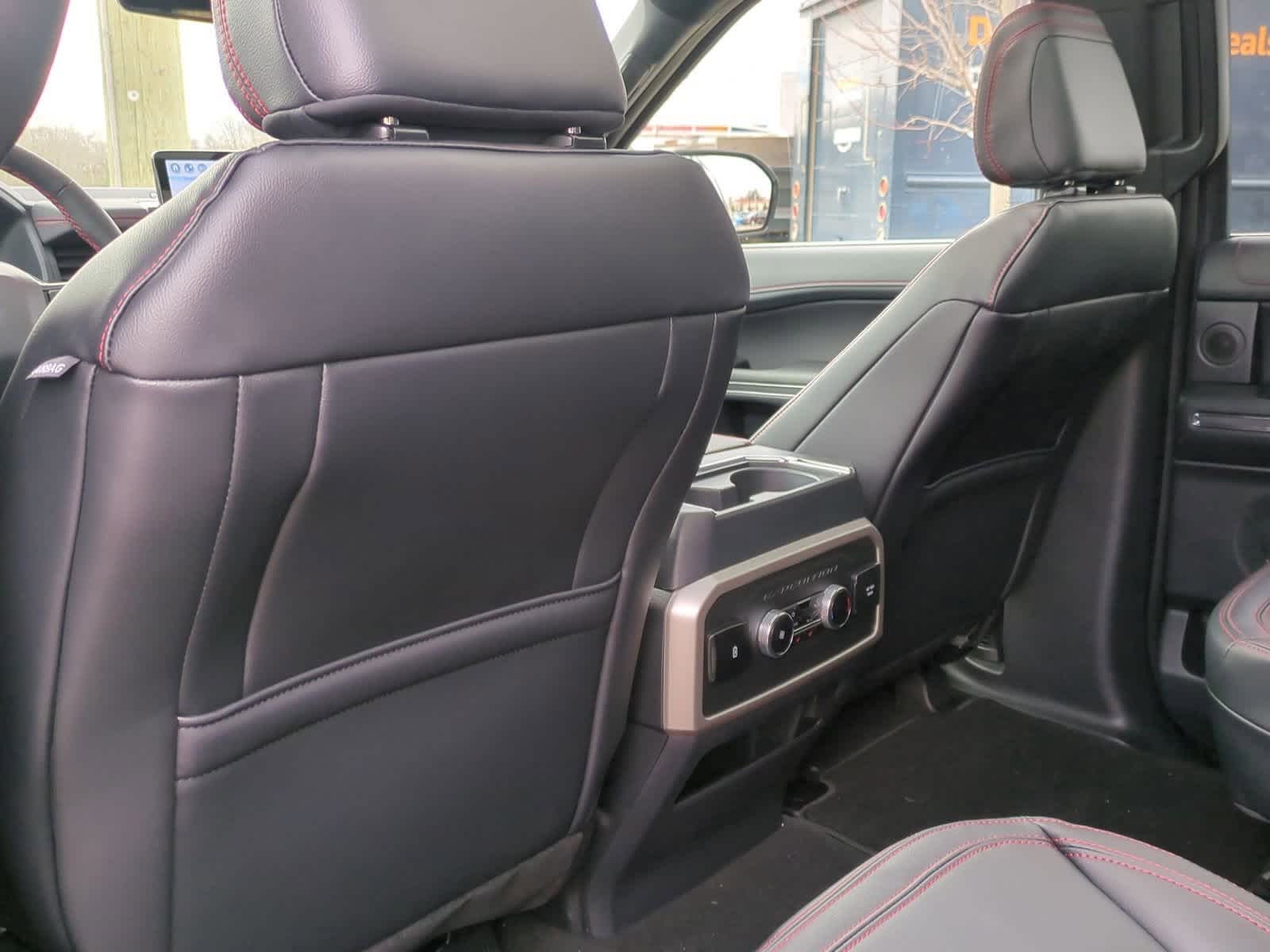 2024 Ford Expedition Limited 18
