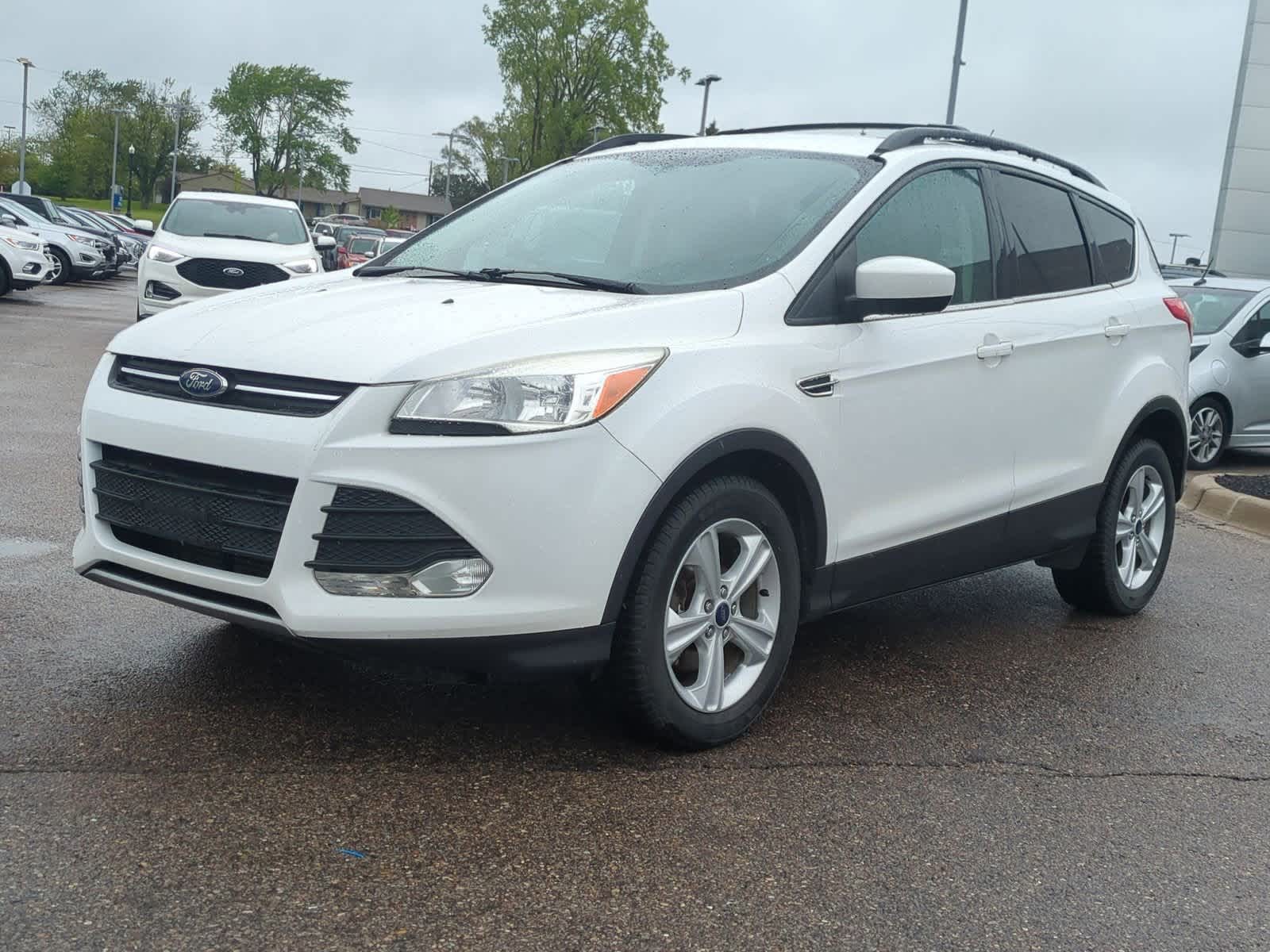 Thumbnail: 2015 Ford Escape - 4