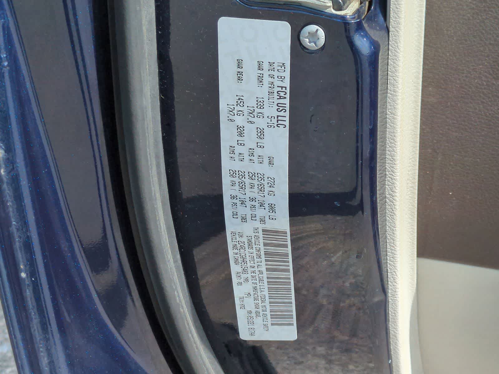 Thumbnail: 2017 Chrysler Pacifica - 35