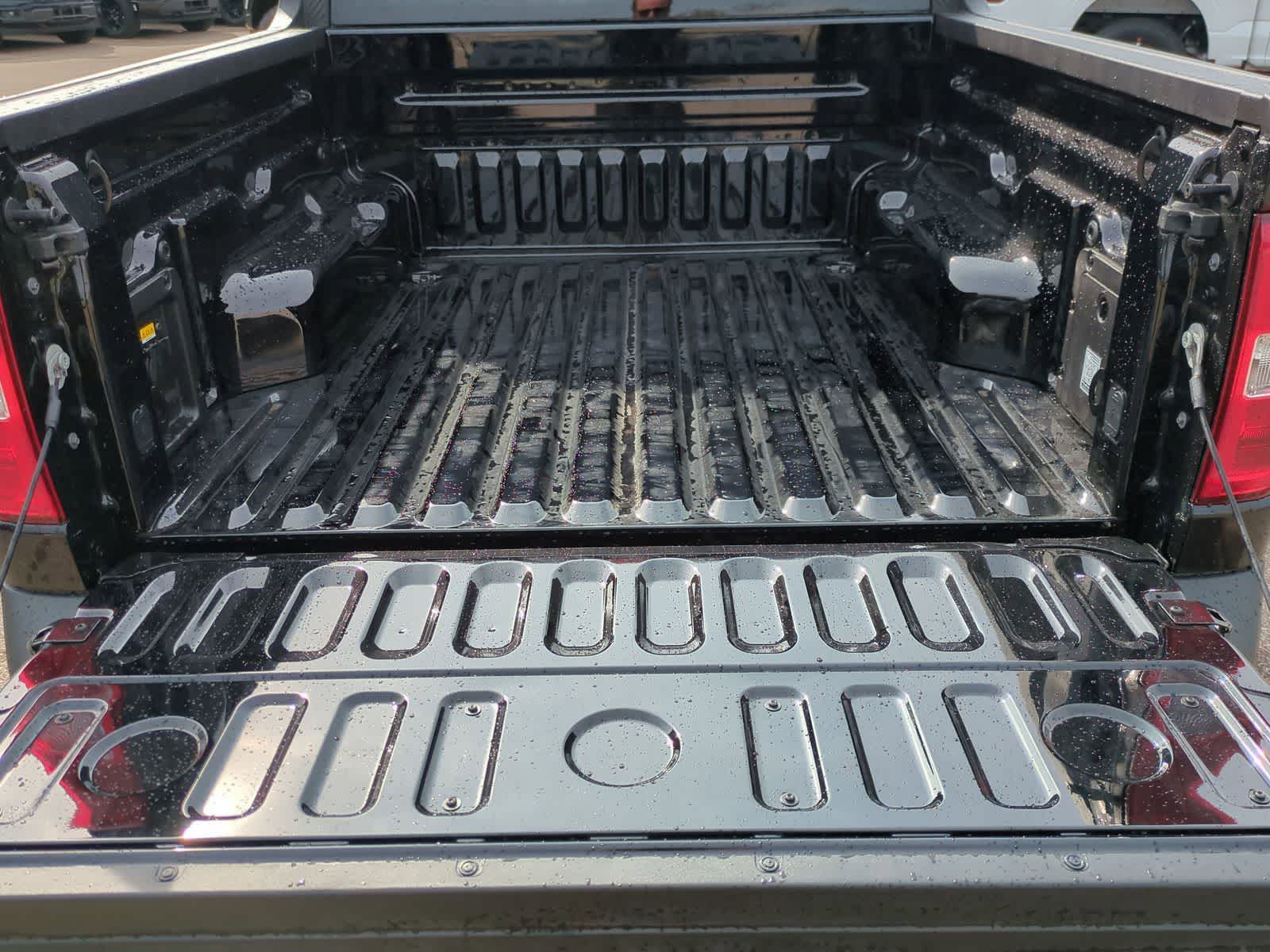 Thumbnail: 2026 Ford Maverick - 32