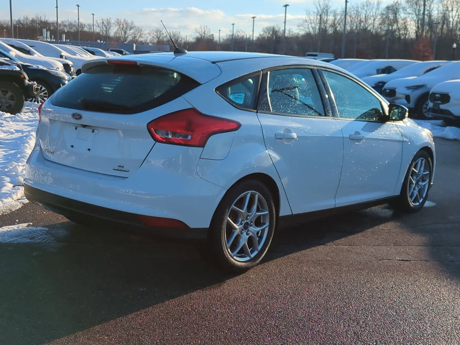 Thumbnail: 2015 Ford Focus - 8