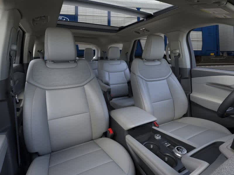 2025 Ford Explorer Active 10