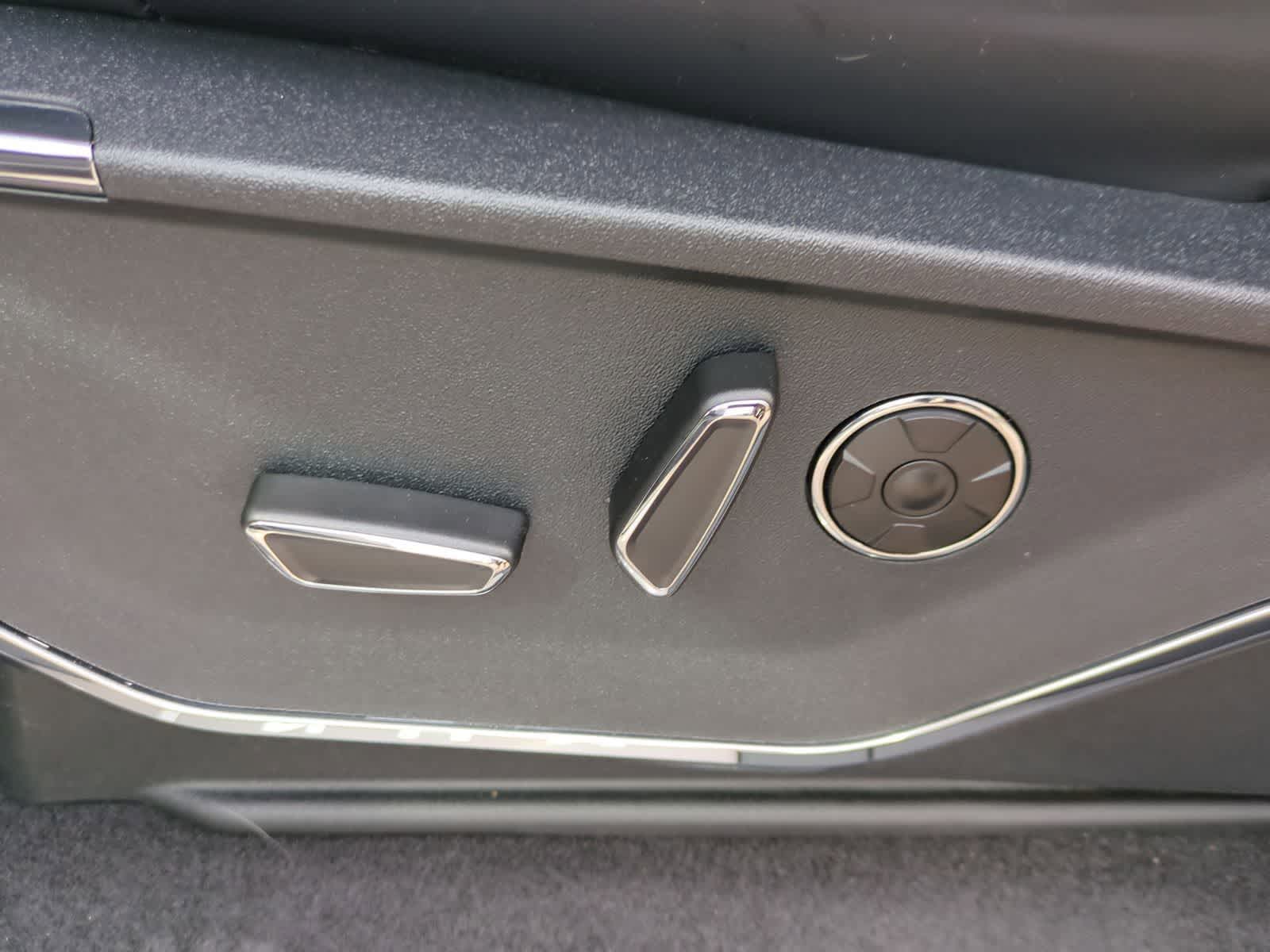 Thumbnail: 2025 Ford F-150 - 17