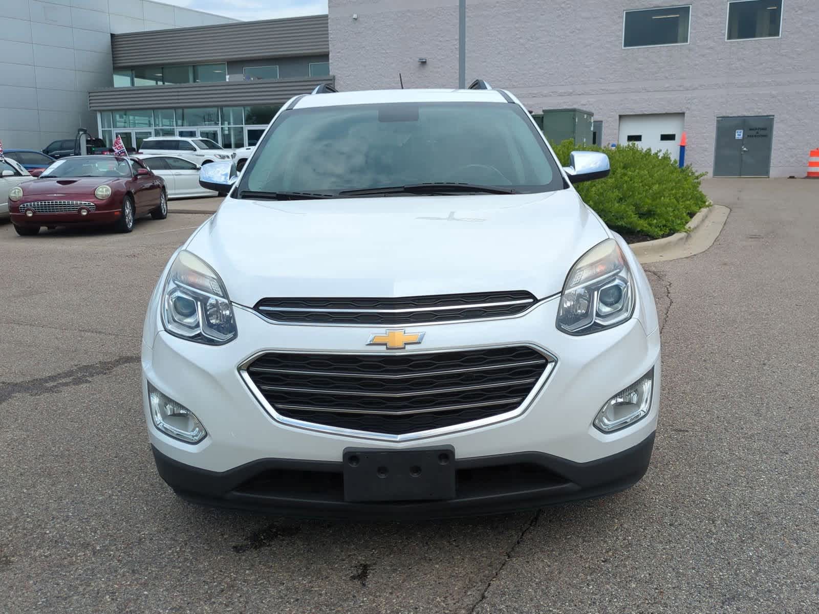 Thumbnail: 2017 Chevrolet Equinox - 3