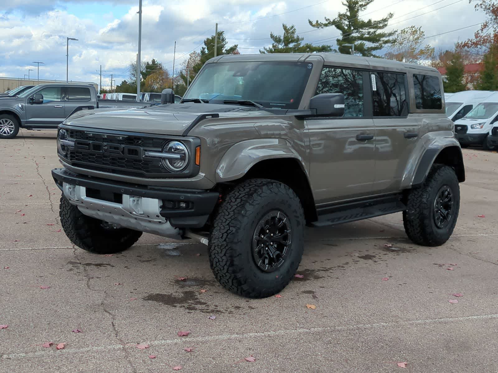 Thumbnail: 2025 Ford Bronco - 4