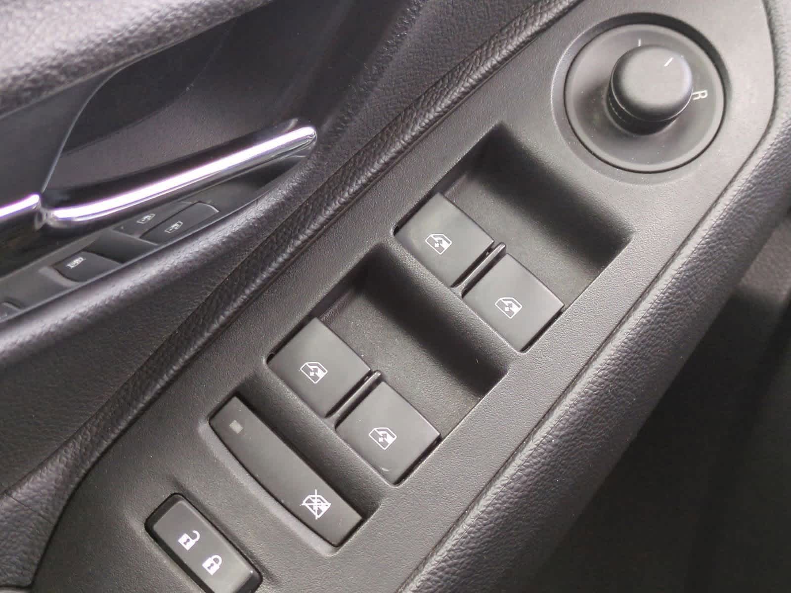 Thumbnail: 2020 Chevrolet Trax - 29