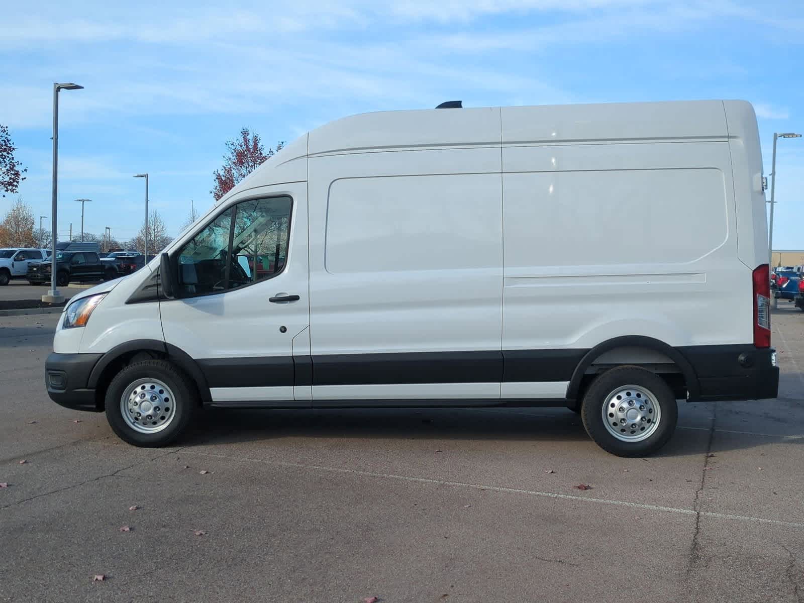 Thumbnail: 2026 Ford Transit Series - 5