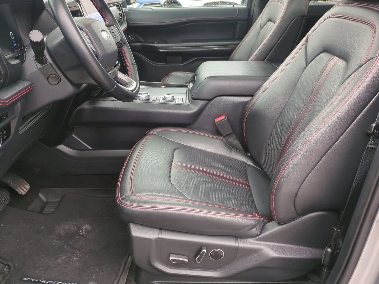 Thumbnail: 2023 Ford Expedition - 16