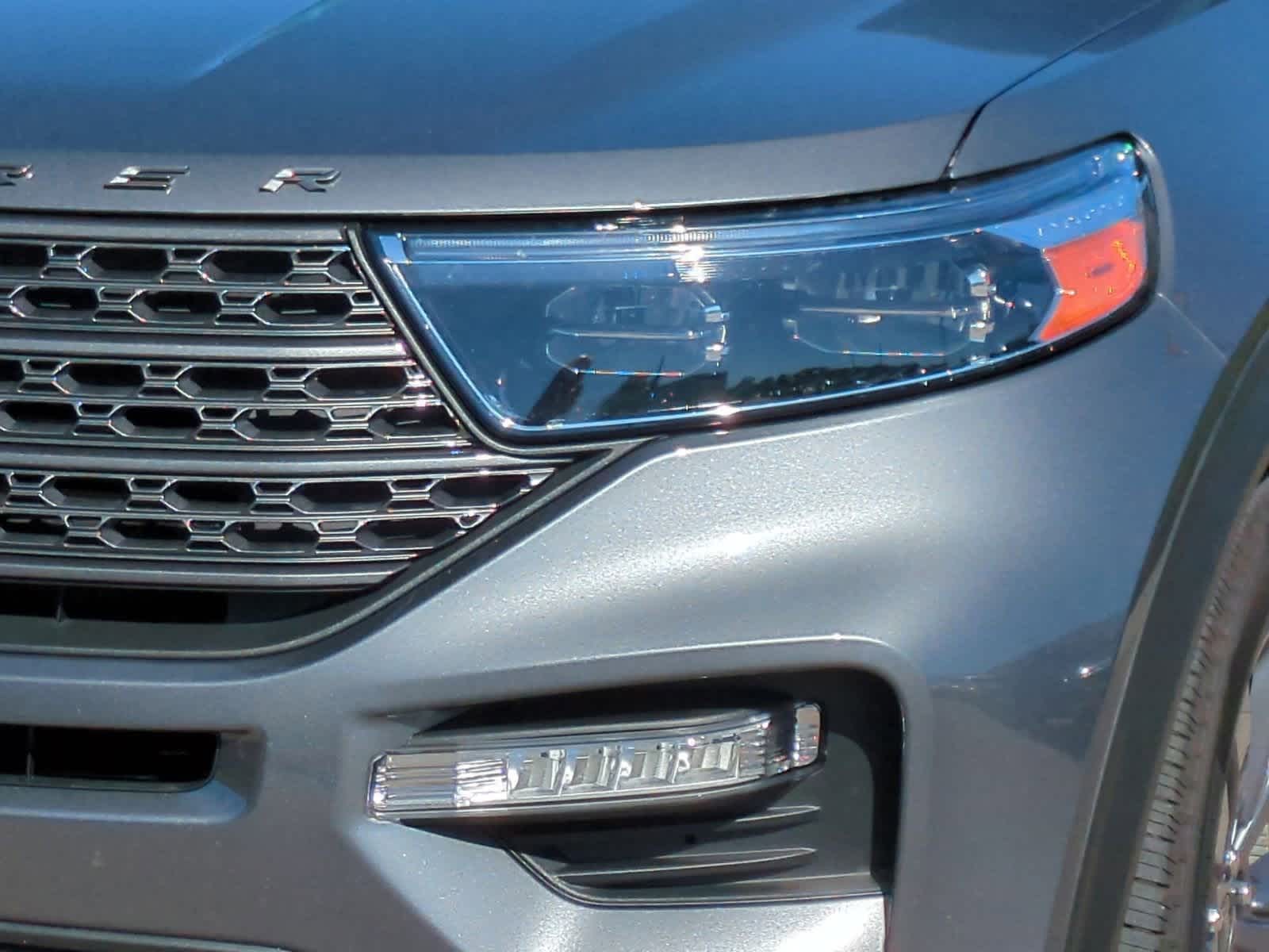 Thumbnail: 2022 Ford Explorer - 11