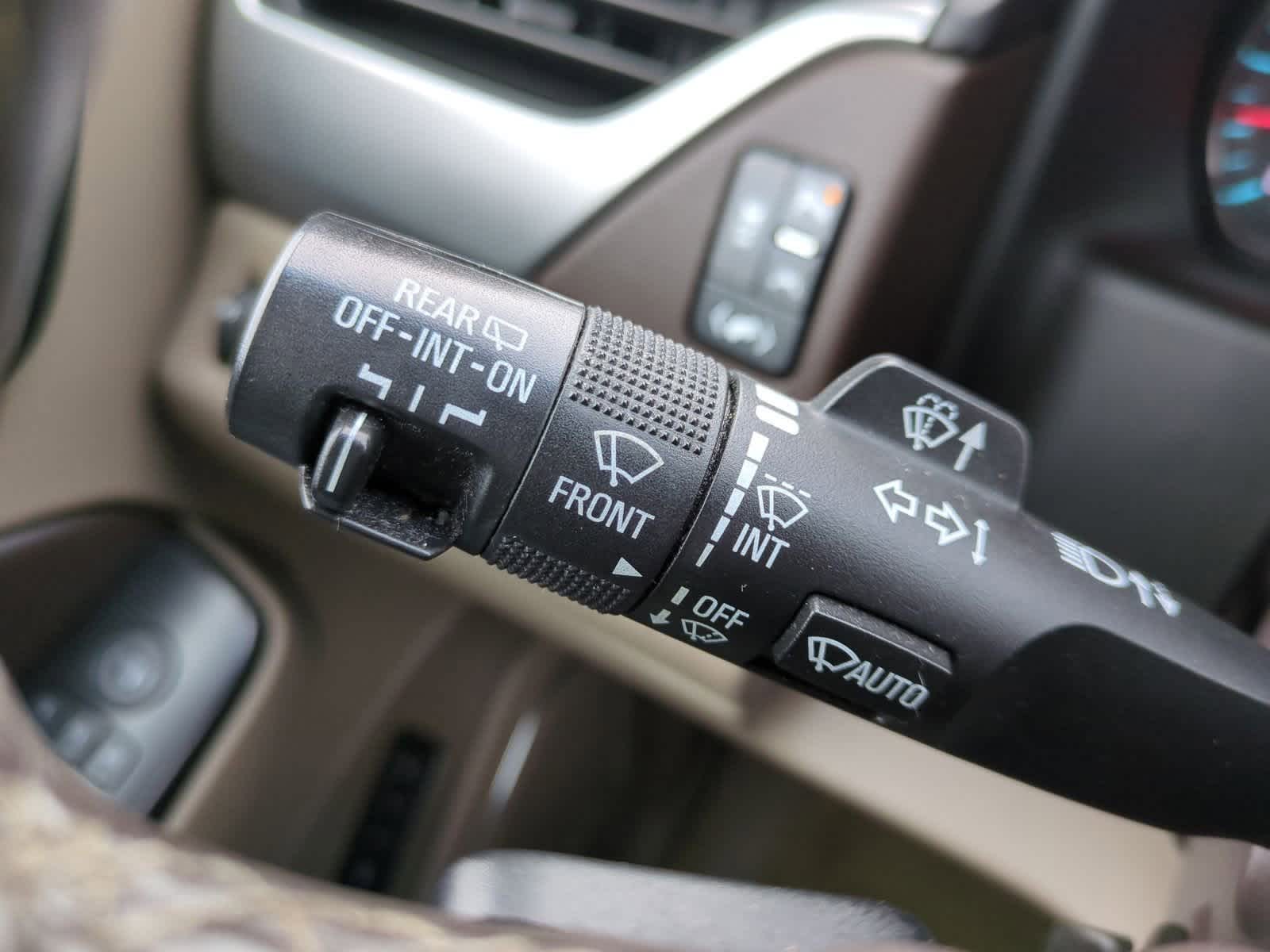 Thumbnail: 2017 Chevrolet Suburban - 29