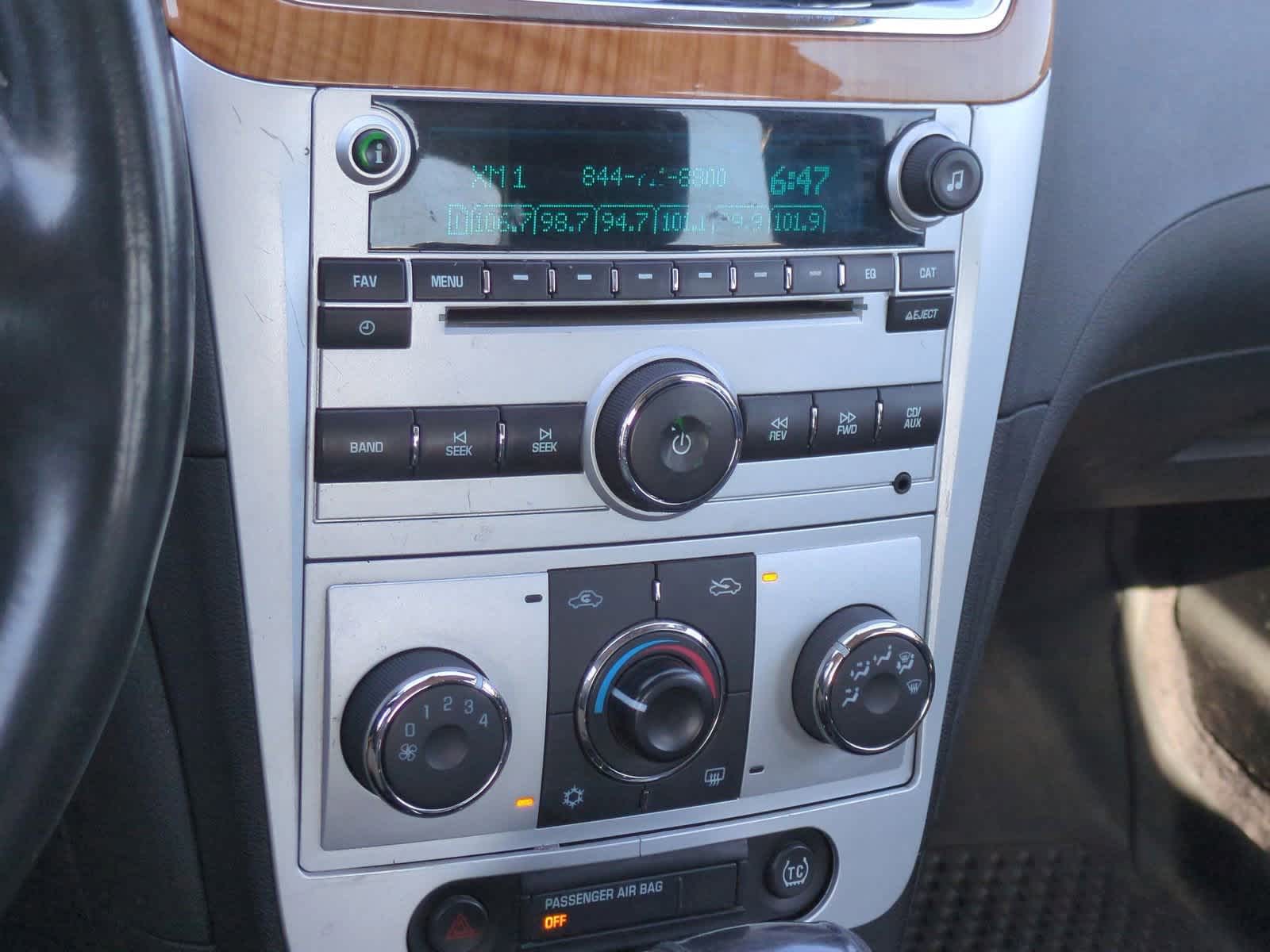Thumbnail: 2010 Chevrolet Malibu - 25