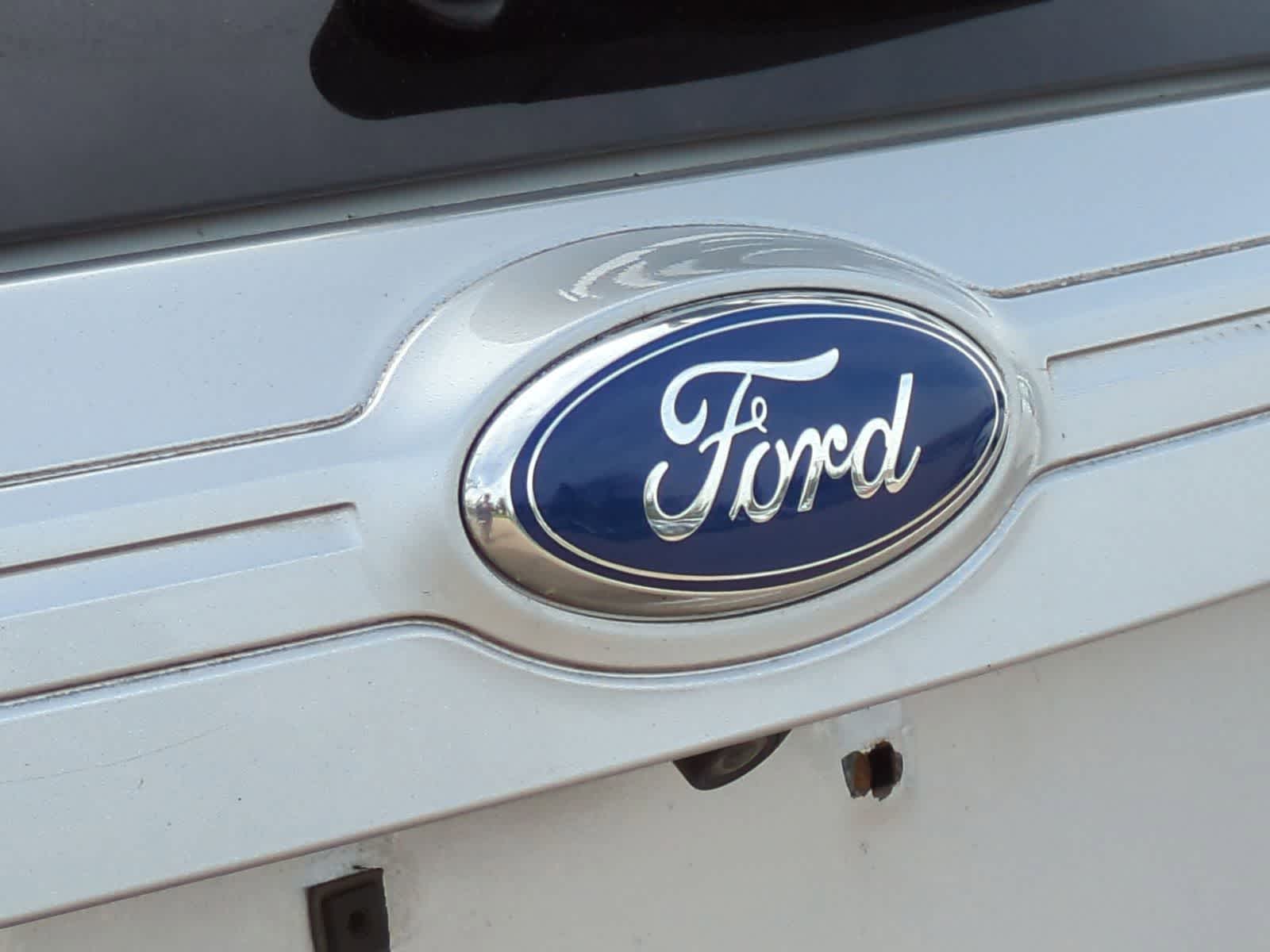 Thumbnail: 2012 Ford Edge - 11