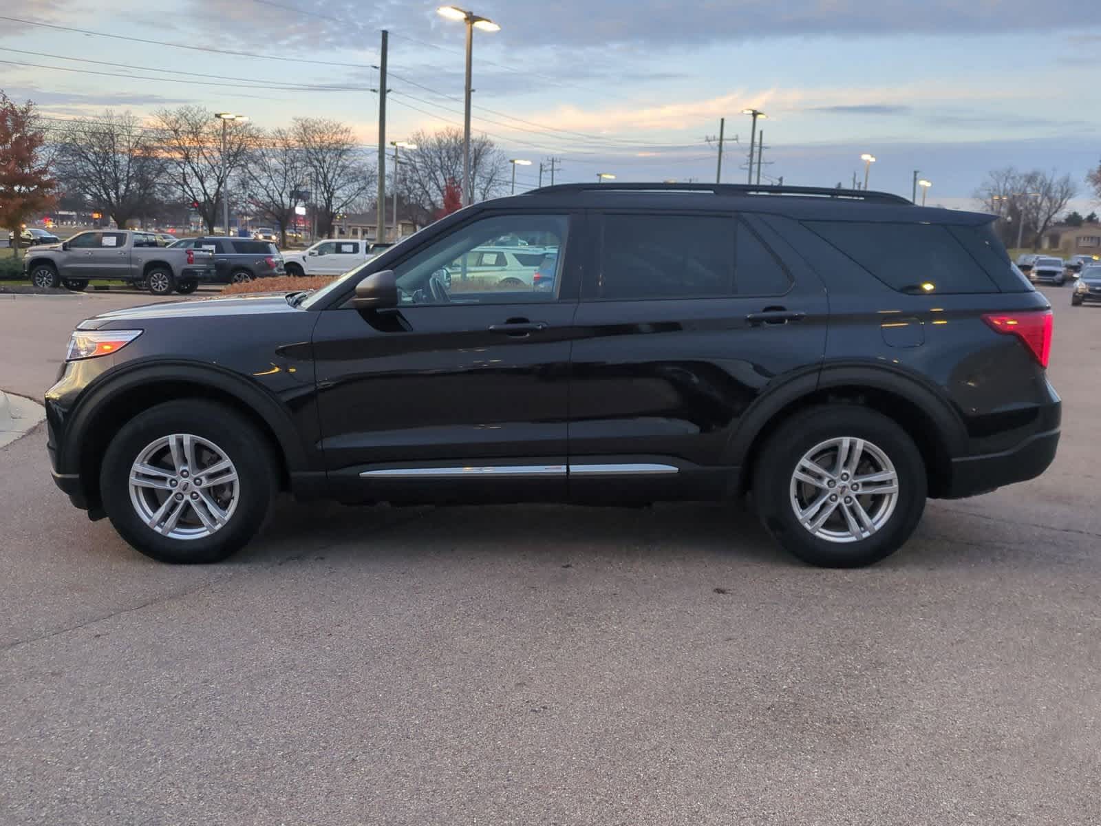 Thumbnail: 2023 Ford Explorer - 5