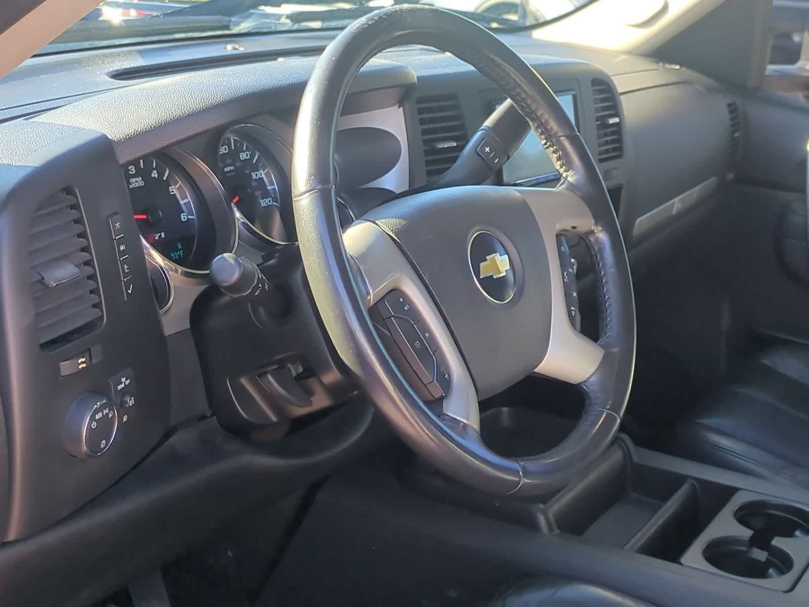 Thumbnail: 2011 Chevrolet Silverado 1500 - 10