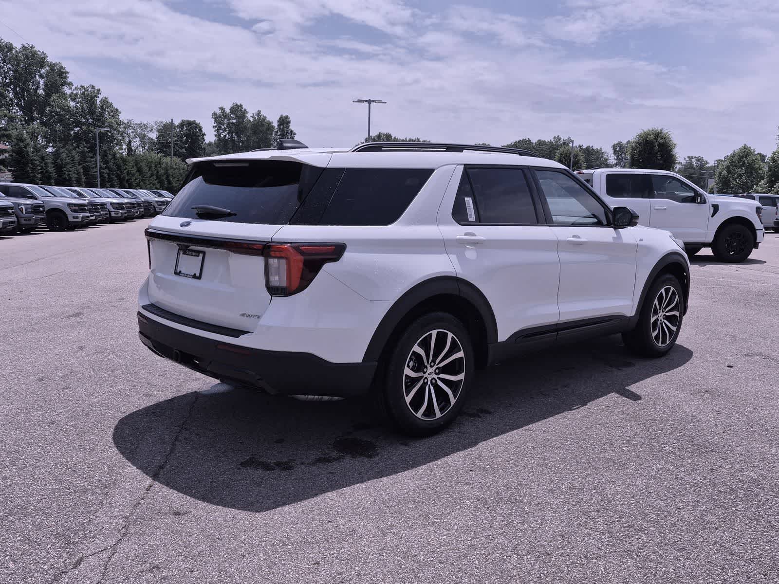 Thumbnail: 2026 Ford Explorer - 8