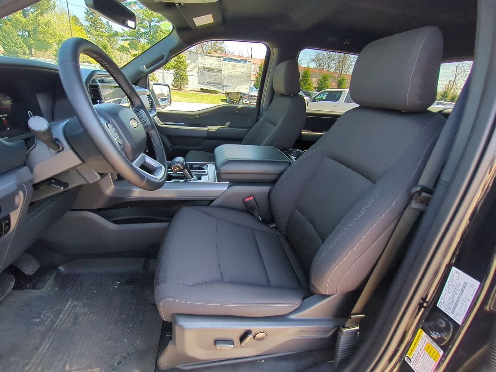 2025 Ford F-150 XLT 16