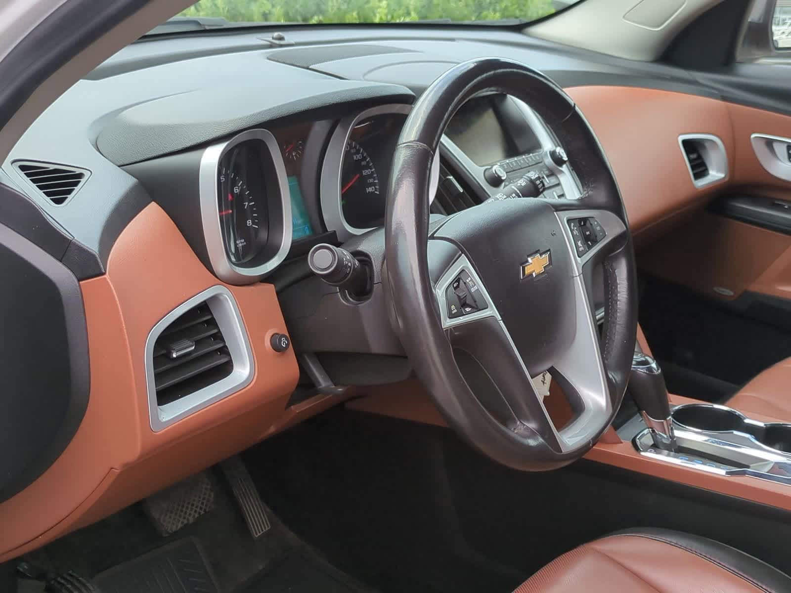 Thumbnail: 2017 Chevrolet Equinox - 10