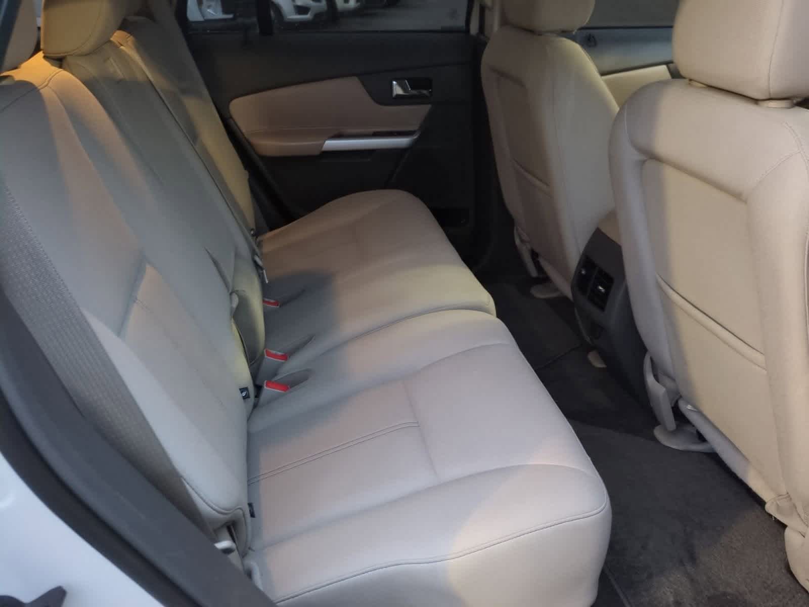 Thumbnail: 2013 Ford Edge - 20