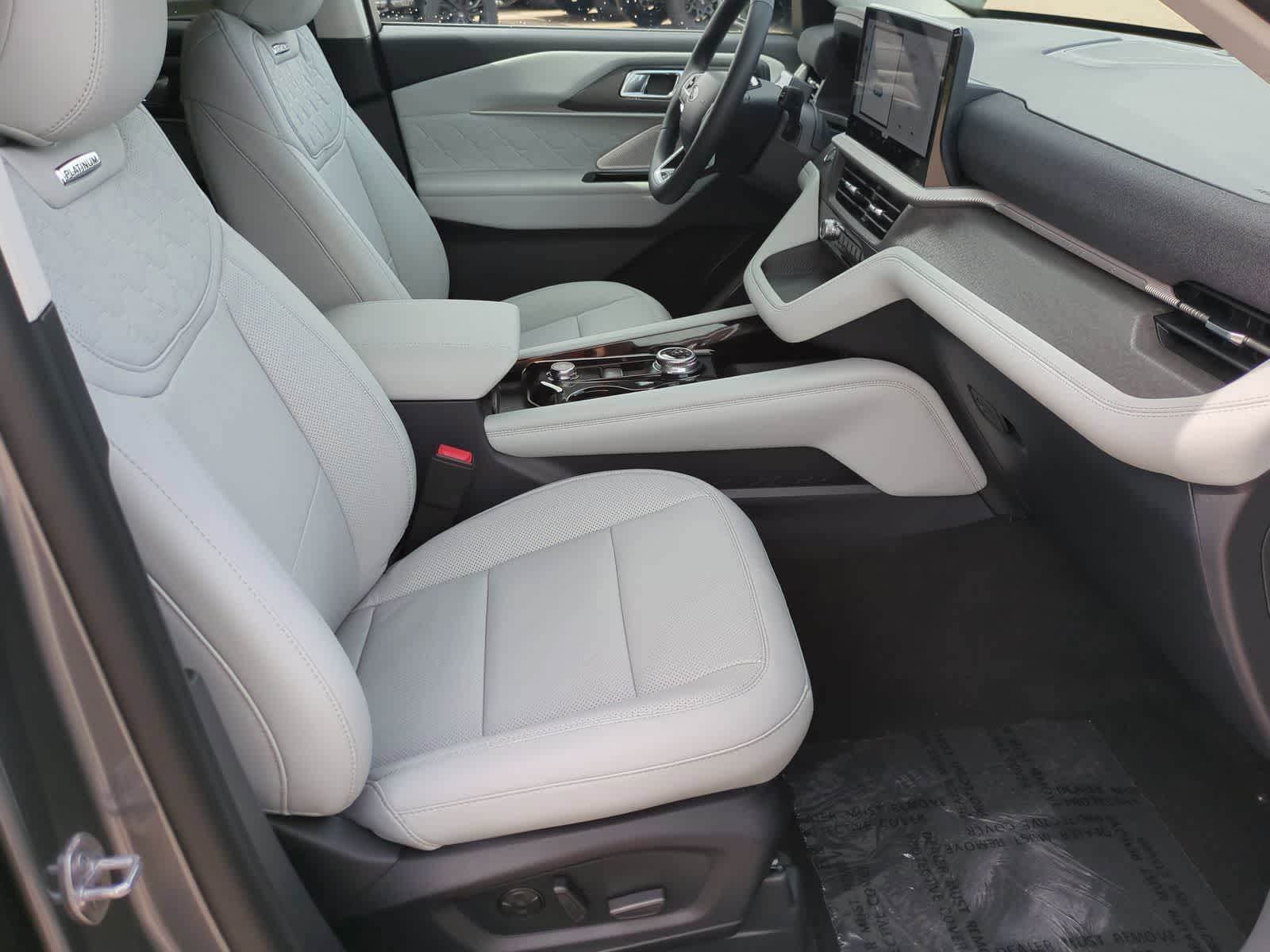 Thumbnail: 2026 Ford Explorer - 21
