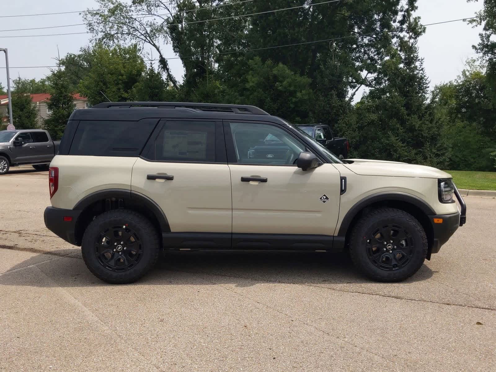 Thumbnail: 2025 Ford Bronco Sport - 9