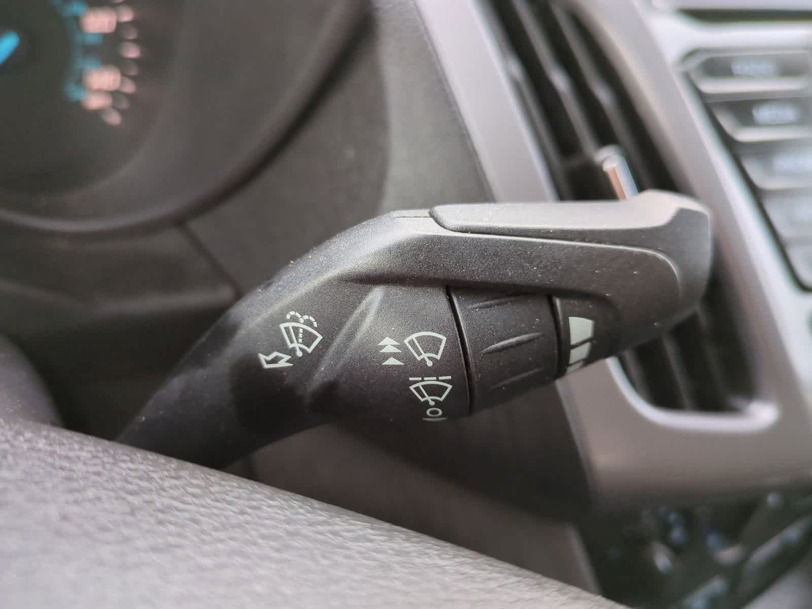 Thumbnail: 2015 Ford Transit Series - 21