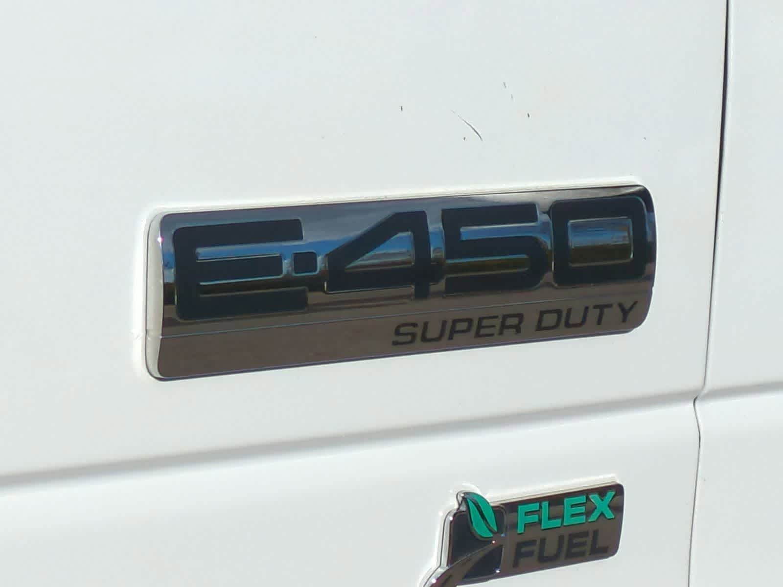 Thumbnail: 2016 Ford Econoline - 13