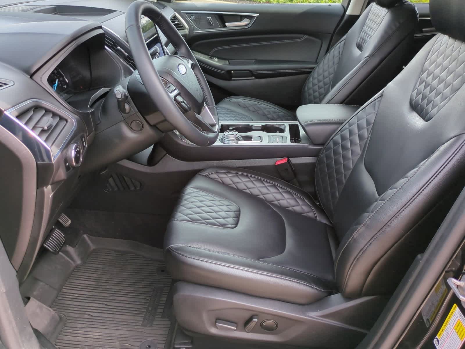 Thumbnail: 2023 Ford Edge - 16