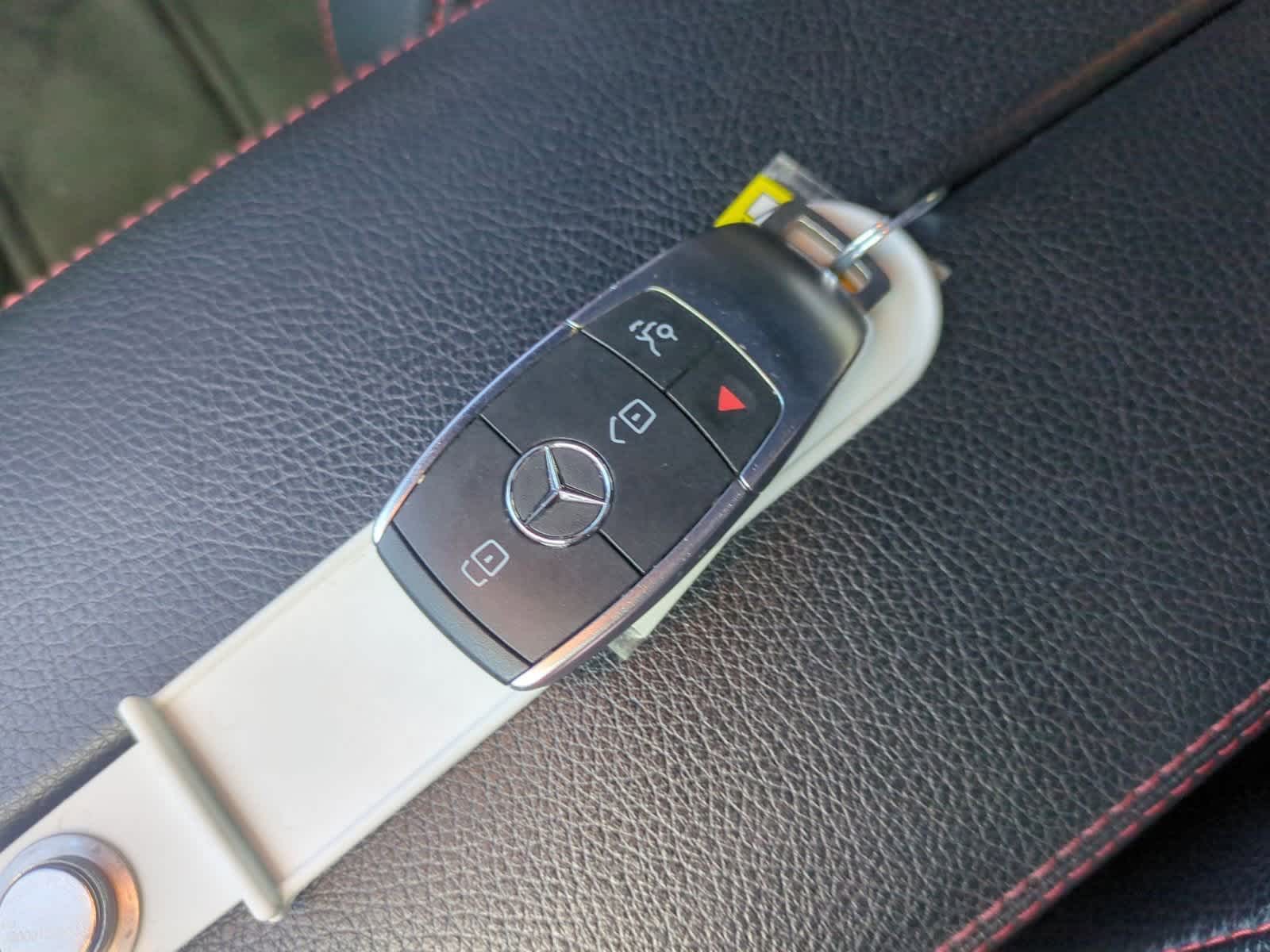 Thumbnail: 2020 Mercedes-Benz C-Class - 35